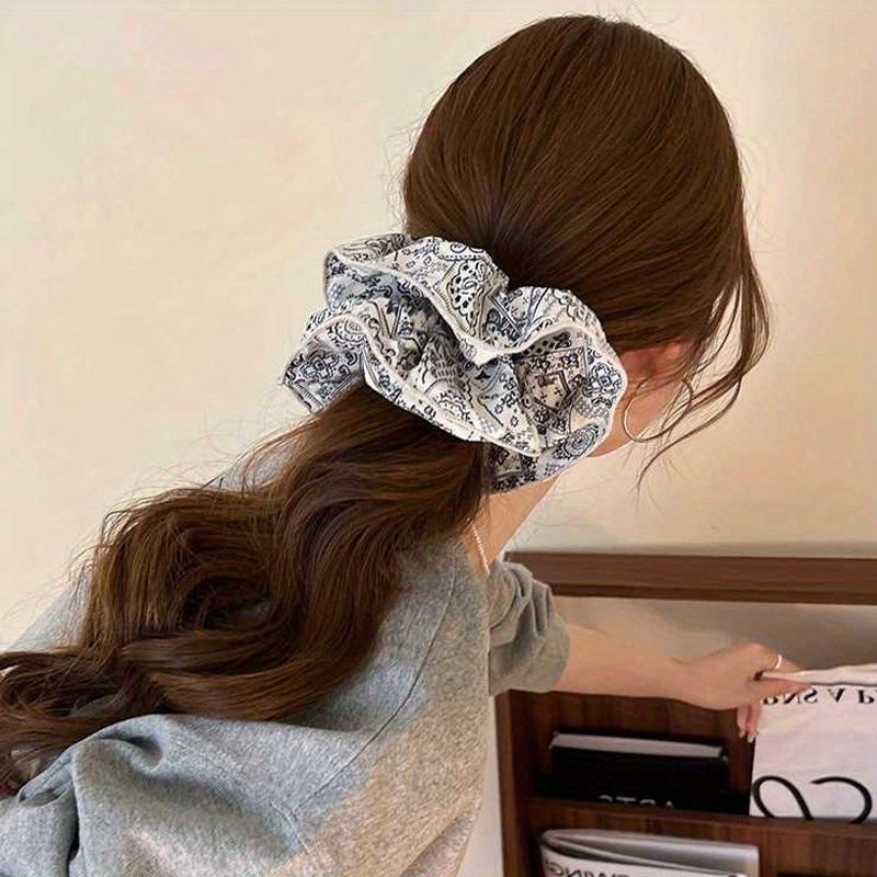 Elegant Black and White Fabric - огляд і ціна Travel Accessories Aesthetic